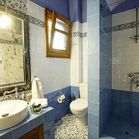 Hotel apartamentowy Roes 4*