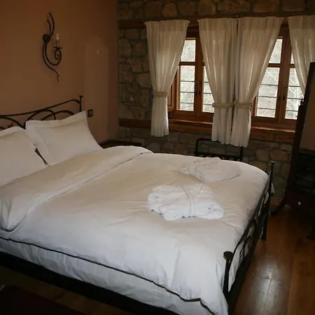 Aparthotel Roes