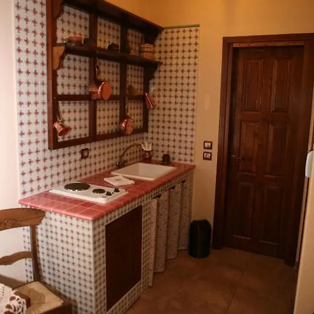鱼子套房酒店 Káto Loutrákion