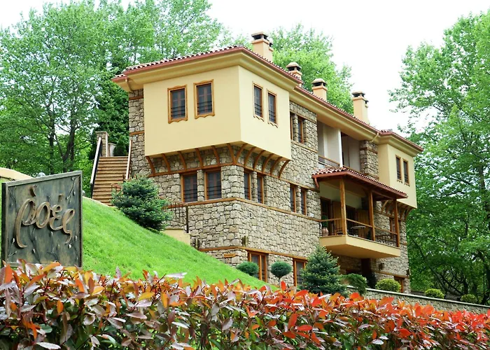 Roes Káto Loutrákion