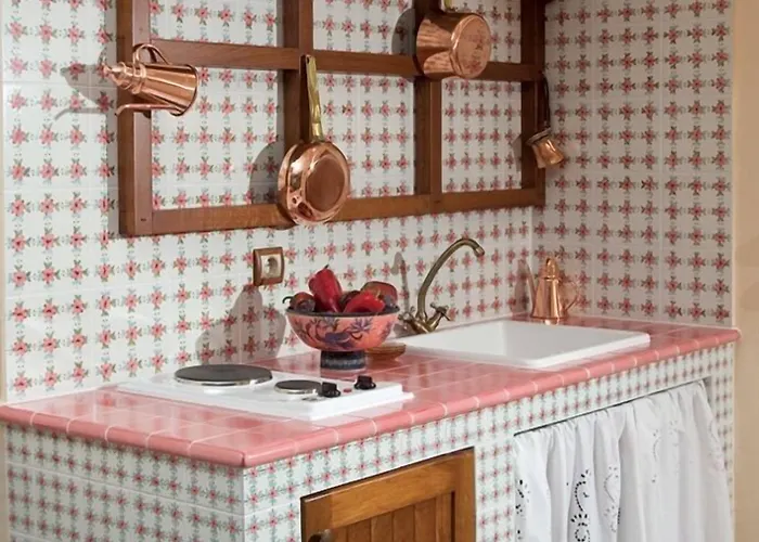 Roes Ξενοδοχείο με διαμερίσματα Káto Loutrákion