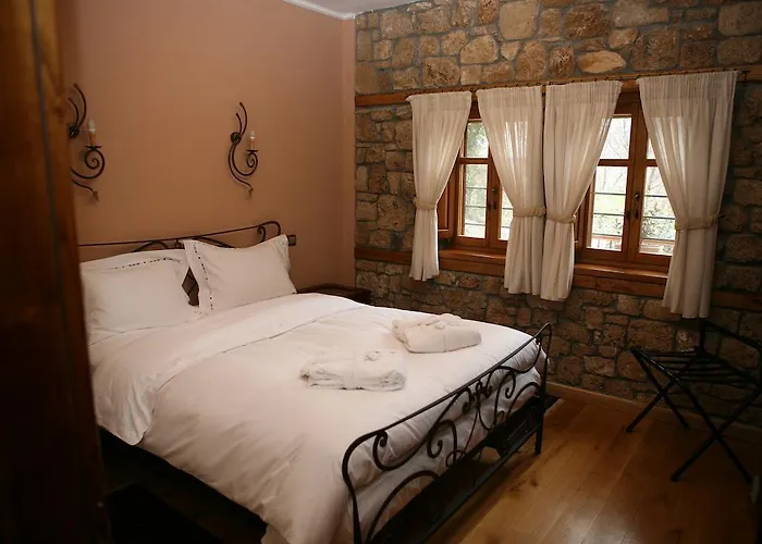 Roes 4* Káto Loutrákion