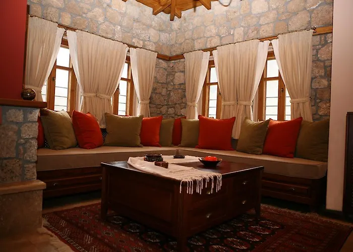 Roes Ξενοδοχείο με διαμερίσματα Káto Loutrákion