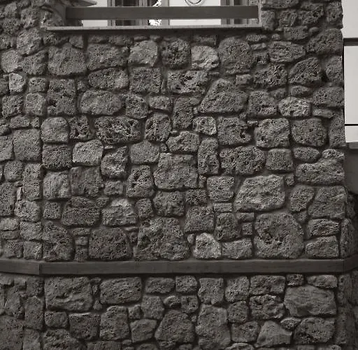 Roes Káto Loutrákion